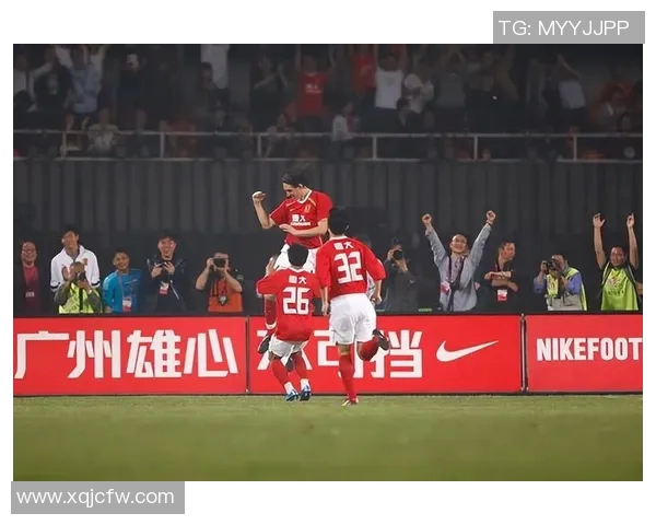 大连人对阵广州恒大精彩赛事央视回放全程回顾与分析